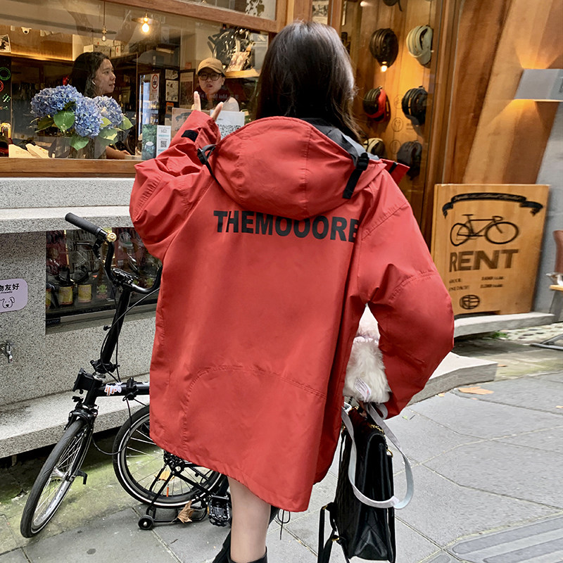 2025年冬季红色戴帽派克服加棉2c098-8958p235k328,女装派克服,2C098