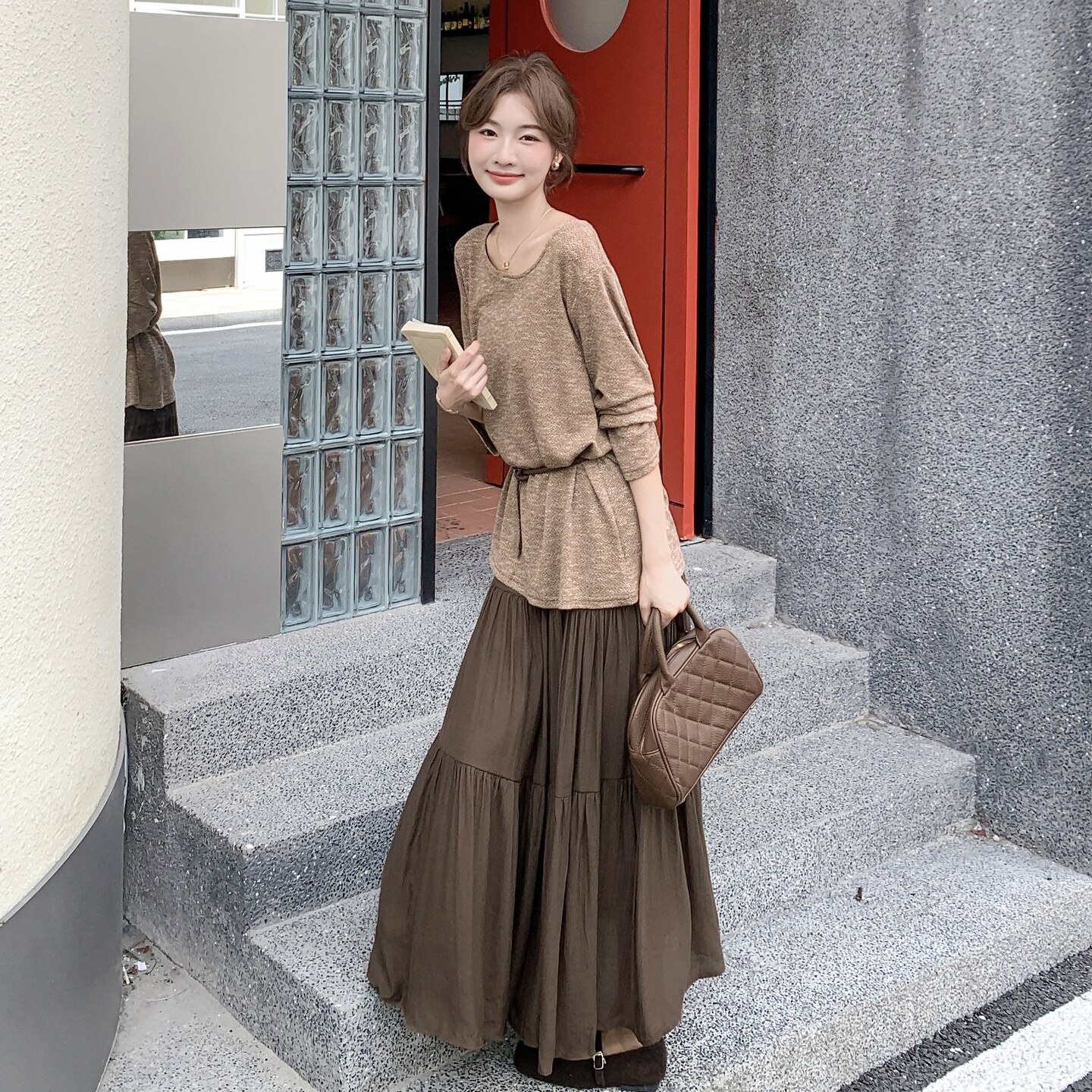 时尚盐系女神范套装裙女2025年秋季新款针织显瘦上衣半身裙两件套,女装套装/套裙,2C135