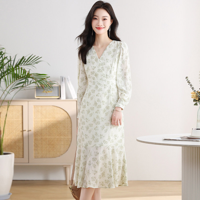 2025新款雪纺碎花法式显瘦减龄气质中长款长袖连衣裙,女装连衣裙,丽莎妳雅