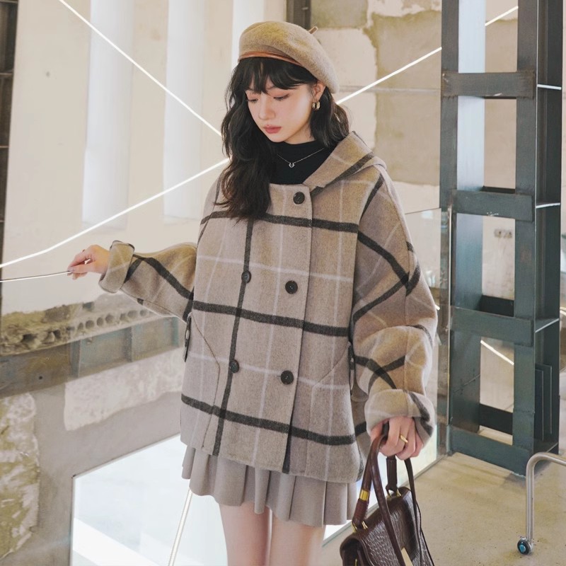 ！2026冬季复古格连帽短毛呢外套2C069-N9005-P155K228,女装毛呢外套,2C069
