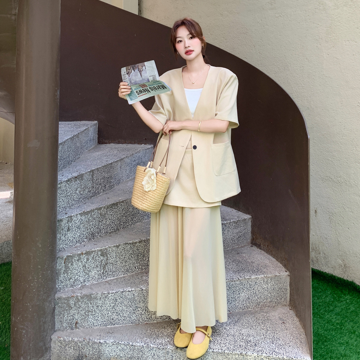 轻熟风小众短袖西装半身裙套装女夏巨好看超火流行两件套爆款清冷,女装套装/套裙,2D078