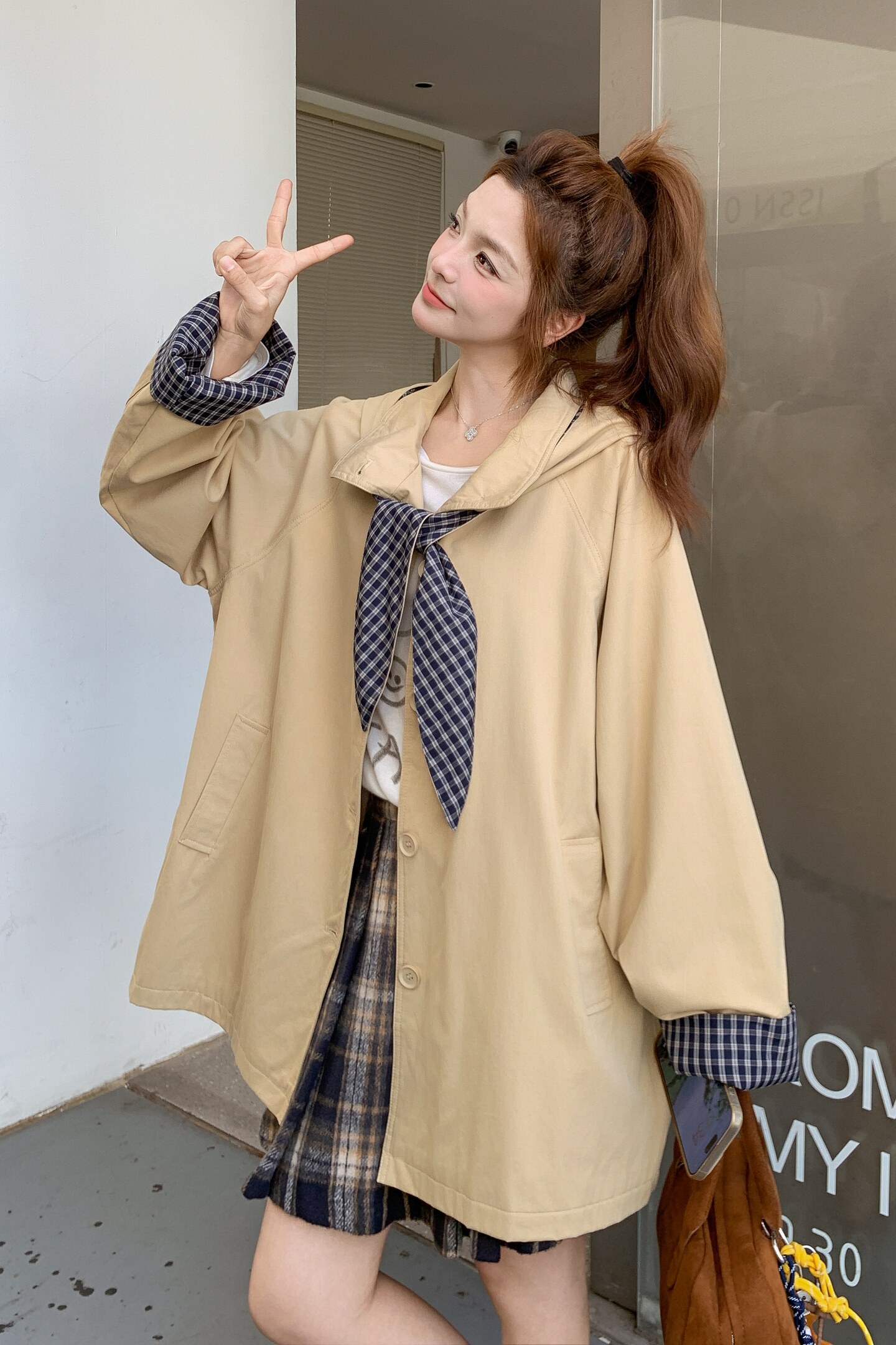 卡其色格子连帽风衣外套女2025秋季新款小个子设计感百搭休闲大衣,女装风衣,2C275