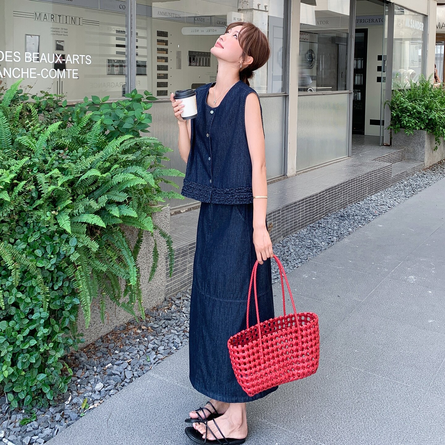 减龄洋气通勤淡人套装女2025夏季深蓝色木耳边拼接上衣半身裙套装,女装套装/套裙,2C375