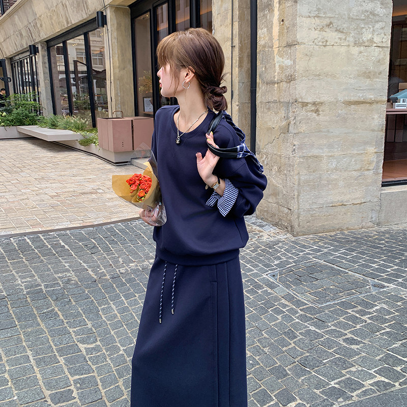 藏青色休闲运动套装女早秋miu系格子拼接长袖卫衣半身长裙两件套,女装套装/套裙,2C166