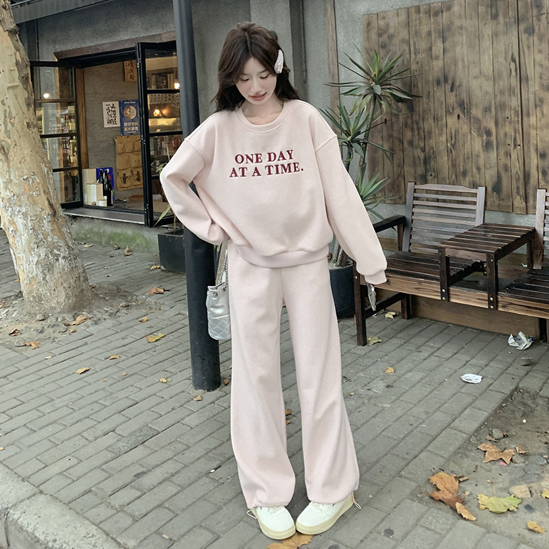 现货：春装新款韩系流行刺绣卫衣裤子套装2C135-6873P175K258,女装套装/套裙,2C135