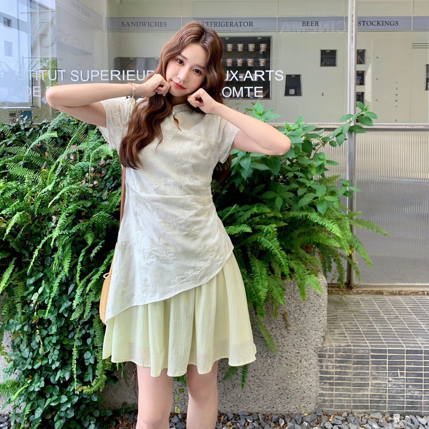 新中式国风改良褶皱收腰连衣裙女2025夏季新款刺绣甜美小个子短裙,女装连衣裙,2C225