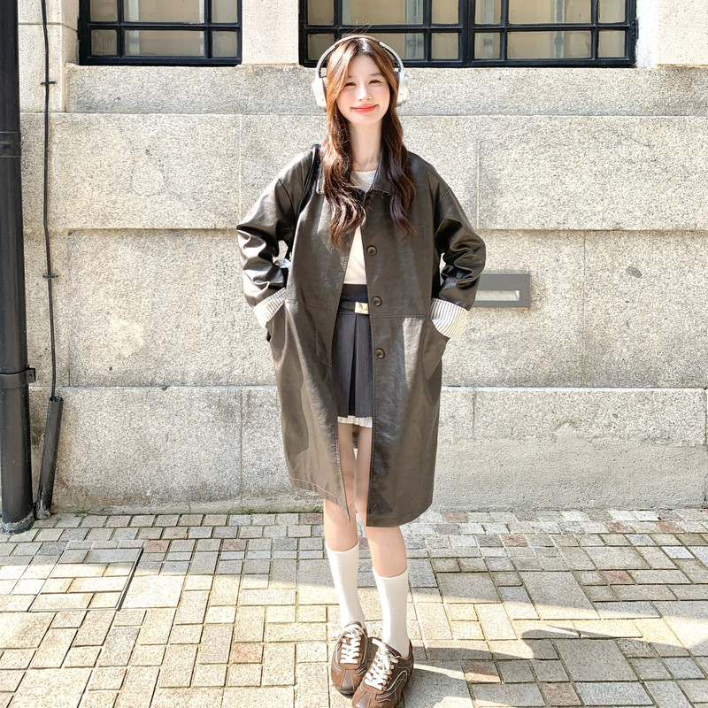 条纹拼接绿棕色皮衣外套女春秋2025新款中长款气质机车服PU皮夹克,女装风衣,2C291