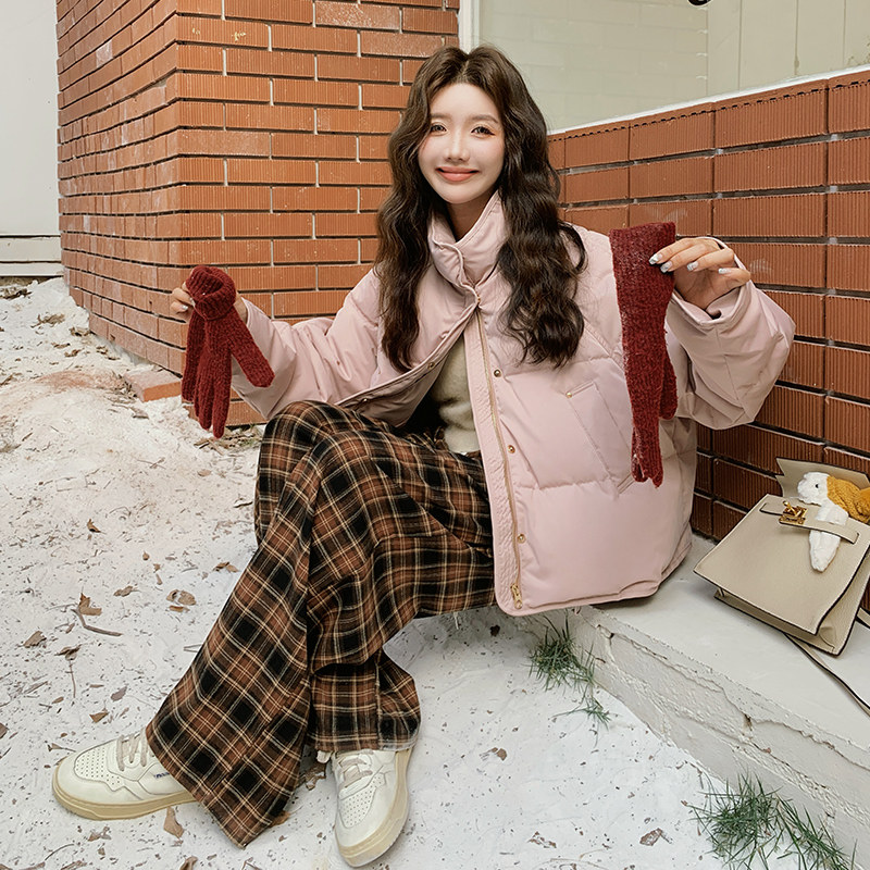 独特超好看粉色短款立领面包羽绒服女冬2025年新款小众女生厚外套,女装羽绒服,2C280