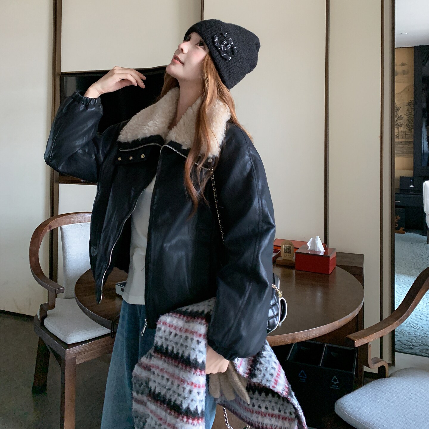 复古机车风PU皮夹克女2025冬季新款短款宽松设计感时髦外套高级感,女装羽绒服,2C233