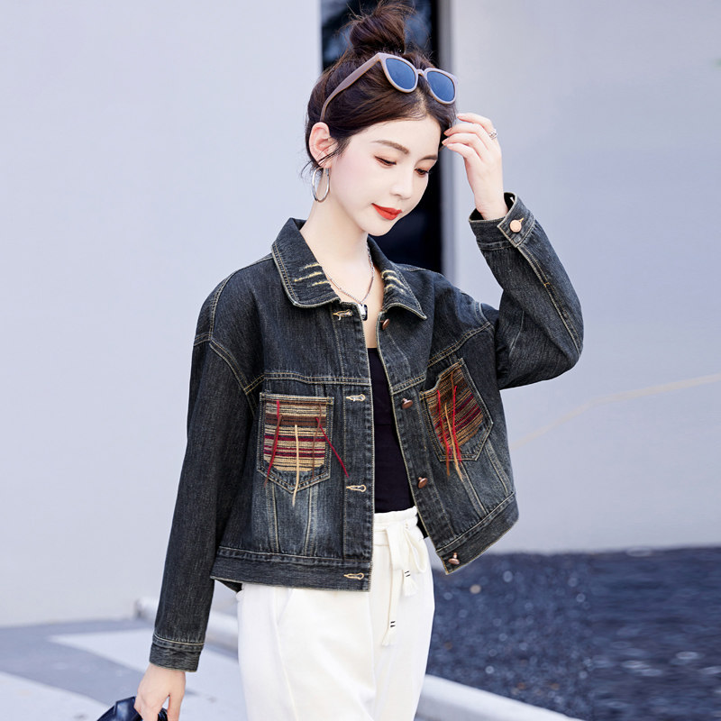 复古港风牛仔外套女2024春秋新款宽松显瘦高级感撞色刺绣翻领上衣,女装短外套,英标秀（1C119）