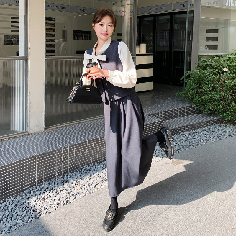 灰色法式温柔风假两件上衣套装裙女2025年春季新款半身长裙两件套,女装套装/套裙,2C092