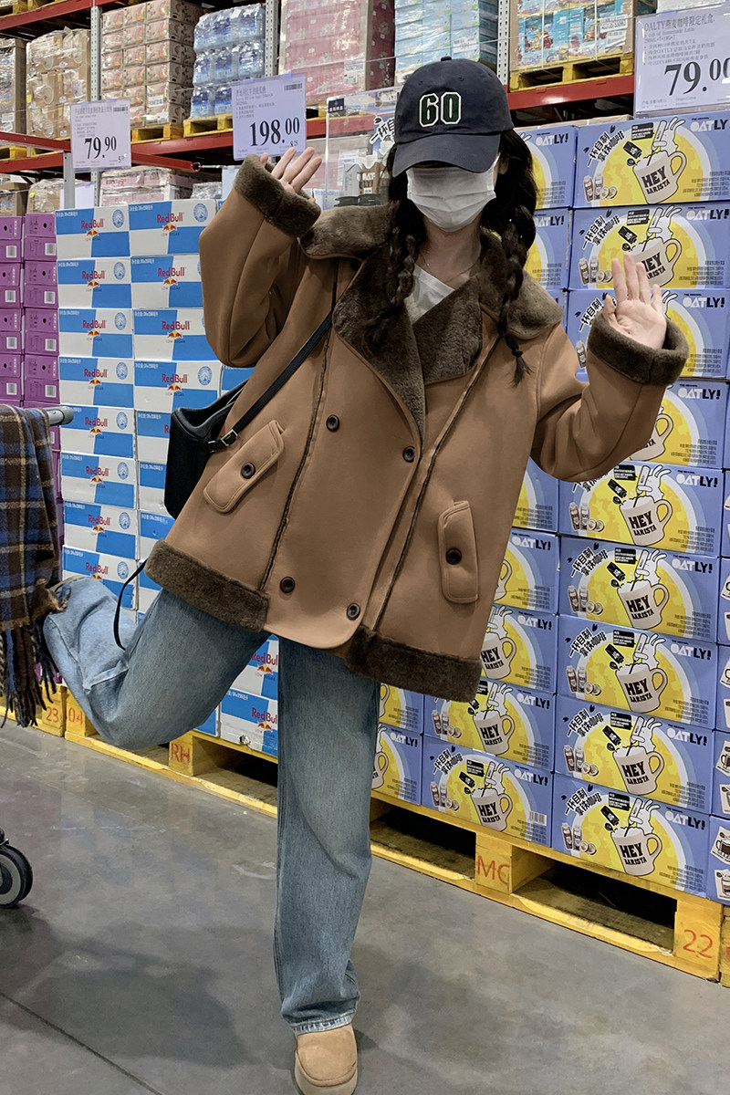 现货翻领羊羔毛皮毛一体加厚外套2525-P195-K288,女装派克服,2C159