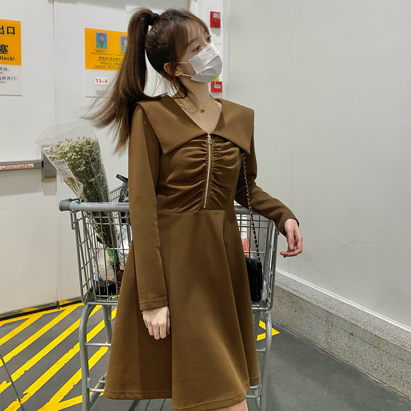 法式咖色海军领长袖连衣裙女2024春秋新款小个子设计感显瘦A字裙,女装连衣裙,2C057