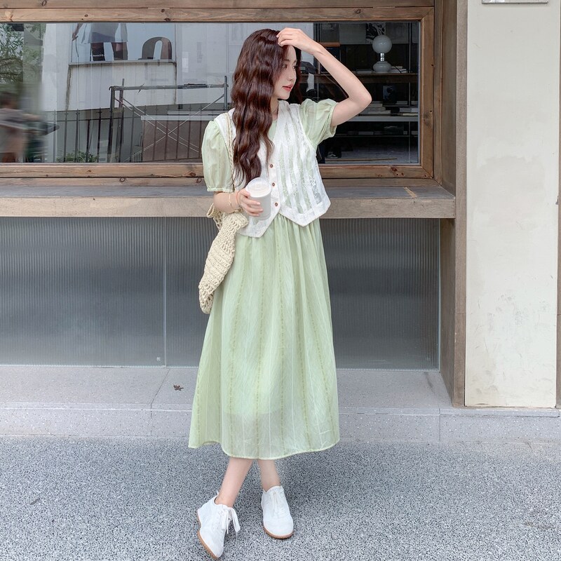 绿色小清新泡泡袖连衣裙套装女夏新款韩系时尚洋气蕾丝马甲两件套图片