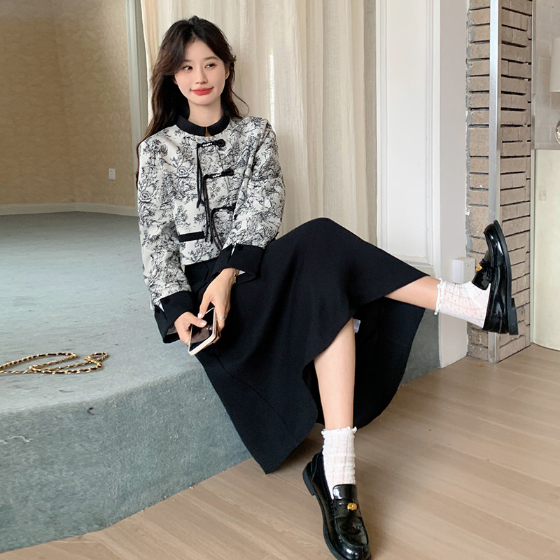 新中式盘扣上衣套装裙女2025春季新款水墨画外套吊带裙国风两件套,女装套装/套裙,2C098