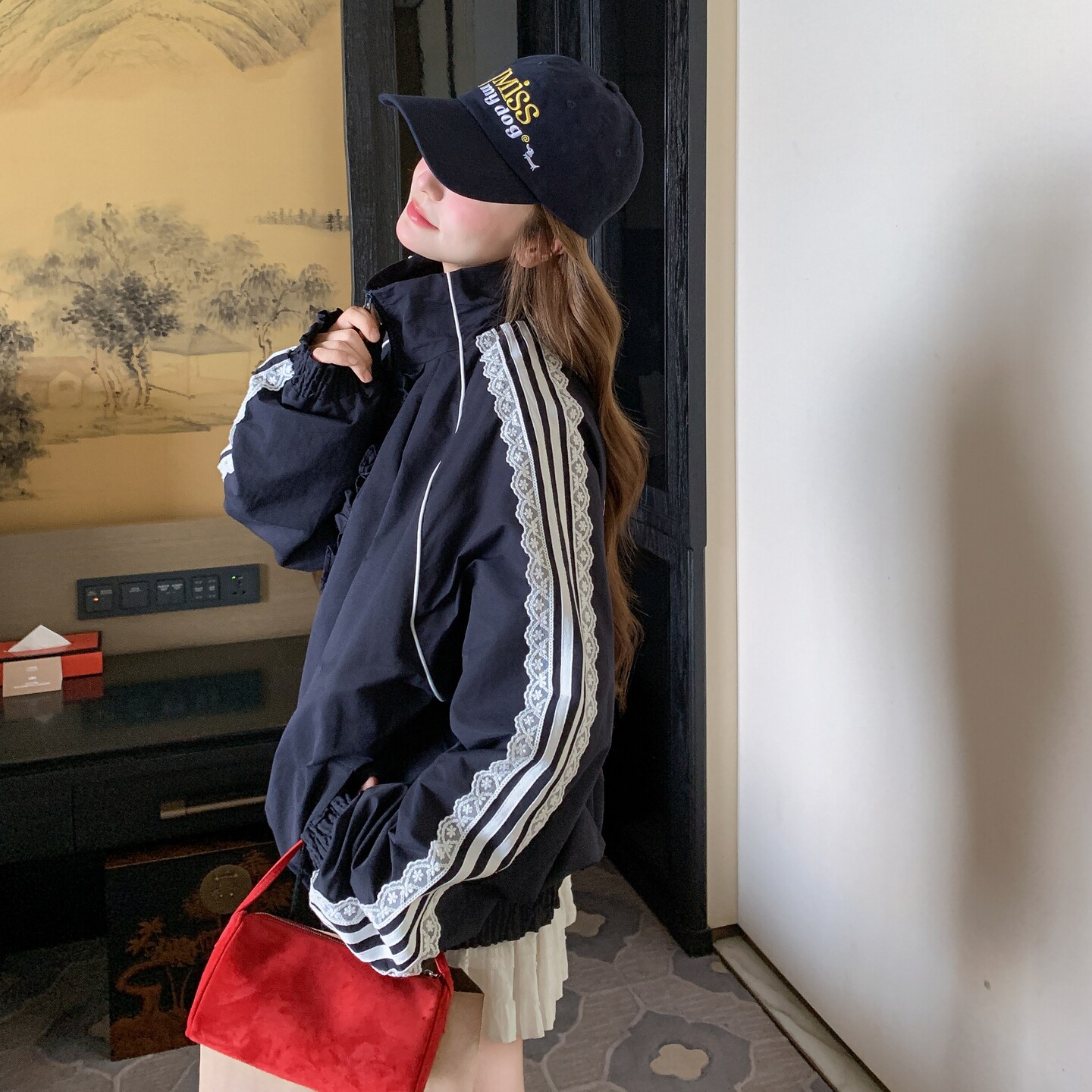 藏青色蕾丝拼接木耳花边外套女2025秋季休闲运动风立领夹克外套潮,女装短外套,2C259