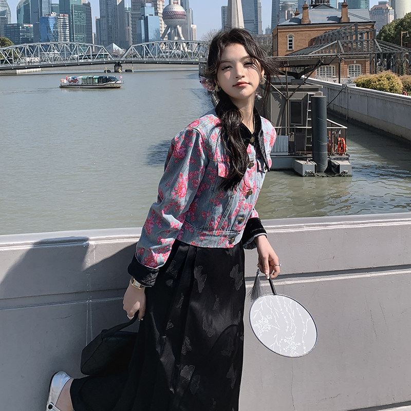 2025新款春季复古印花牛仔短外套,女装短外套,2C222