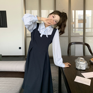韩系学院风假两件背带连衣裙女春秋2025新款条纹衬衫拼接收腰长裙图片