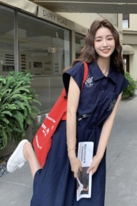 2025夏季新款日系减龄宽松显瘦减龄连衣裙女设计感刺绣花朵衬衫裙图片