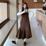 咖色复古设计感背带连衣裙套装女2025秋季温柔风打底衫长裙两件套，女装套装/套裙，2C206
