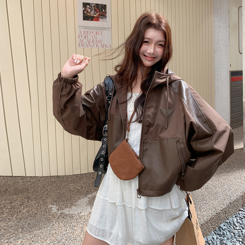 【现货】咖色拼皮连帽休闲外套秋季夹克衫上衣2C353+705#P165K248,女装短外套,2C353