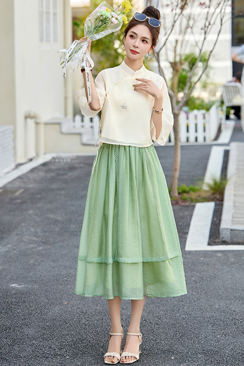 【新品现货】新中式风刺绣上衣半身裙套装1C115-6203-P135-K258,女装套装/套裙,吾爱衣