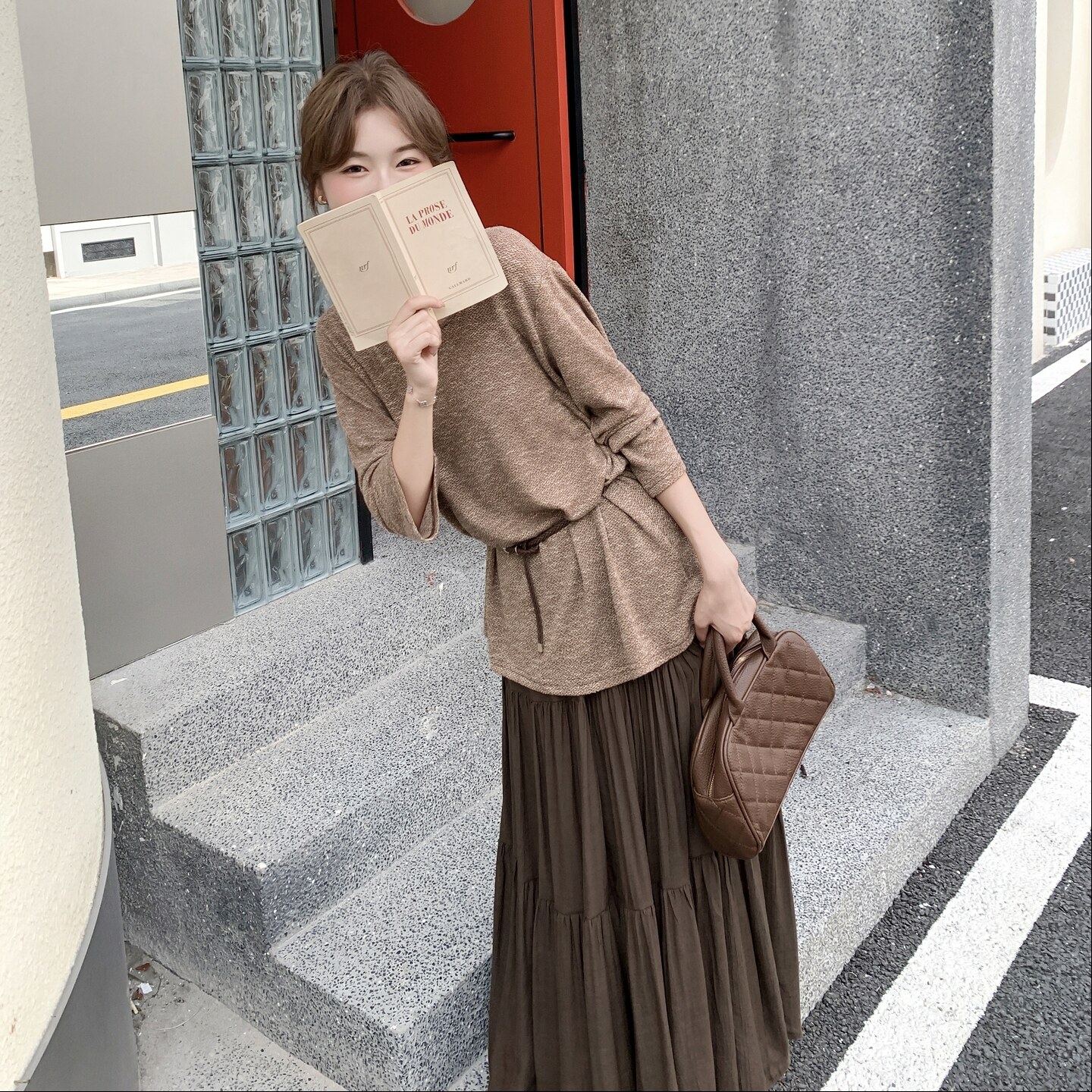 现货：秋装新款针织材质上衣＋半身裙套装2C135-8893P145K218图片