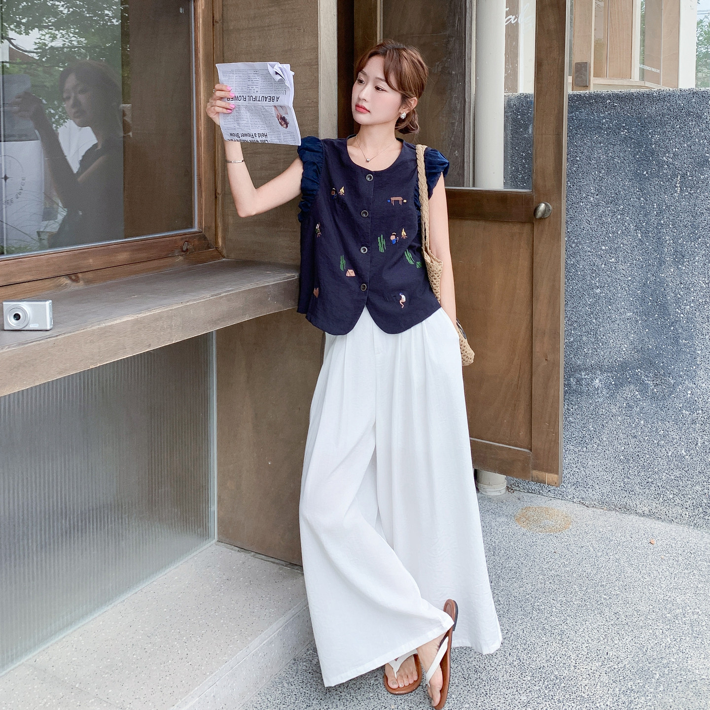 法式刺绣马甲阔腿裤套装女夏2025新款高级设计感藏青色背心两件套,女装套装/套裙,2C166