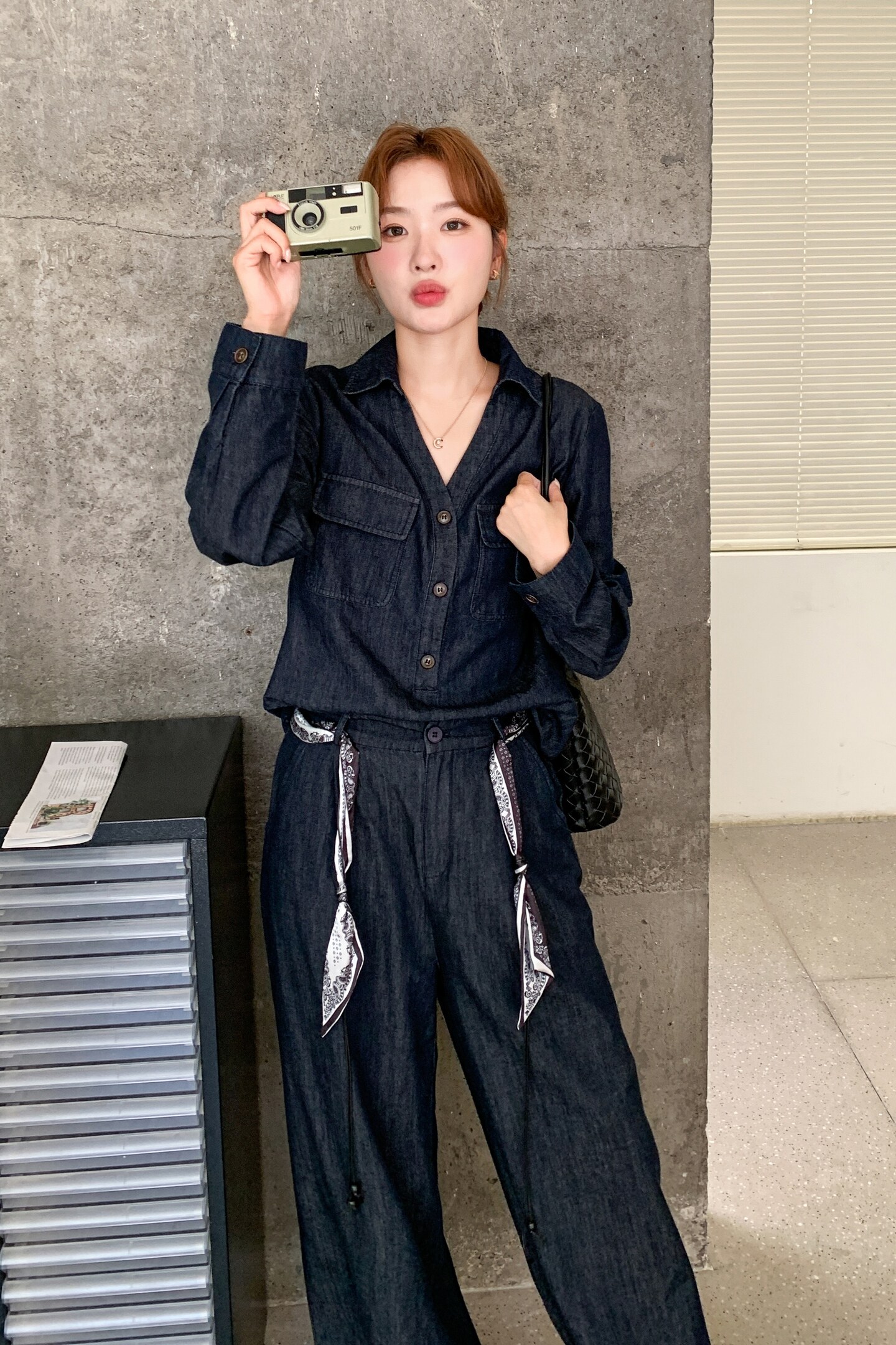 深蓝色复古牛仔套装女秋2026新款韩版设计感衬衫直筒阔腿裤两件套,女装套装/套裙,2C218