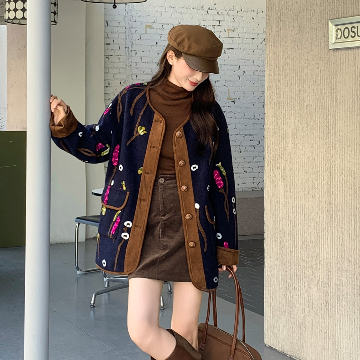 中长款刺绣厚款通勤宽松型女装女士精品毛呢外套长袖外套,女装毛呢外套,2C091