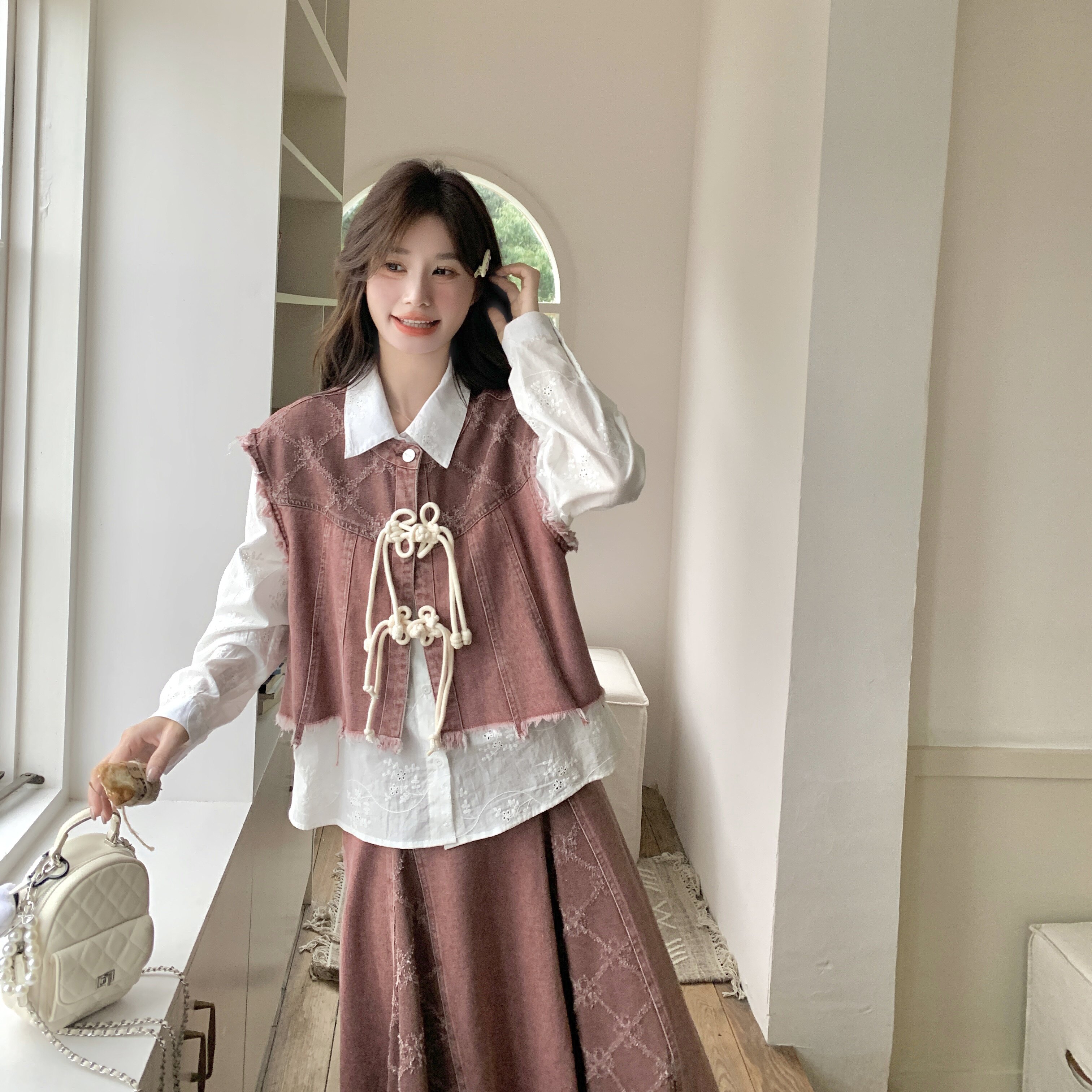 粉色设计感小众牛仔套装女春装2025新款马甲衬衫上衣半身裙三件套,女装套装/套裙,2C068