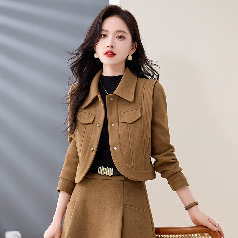 【现货】高档毛呢外套女短款polo领时尚气质显瘦小个子长袖,女装毛呢外套,吾爱衣