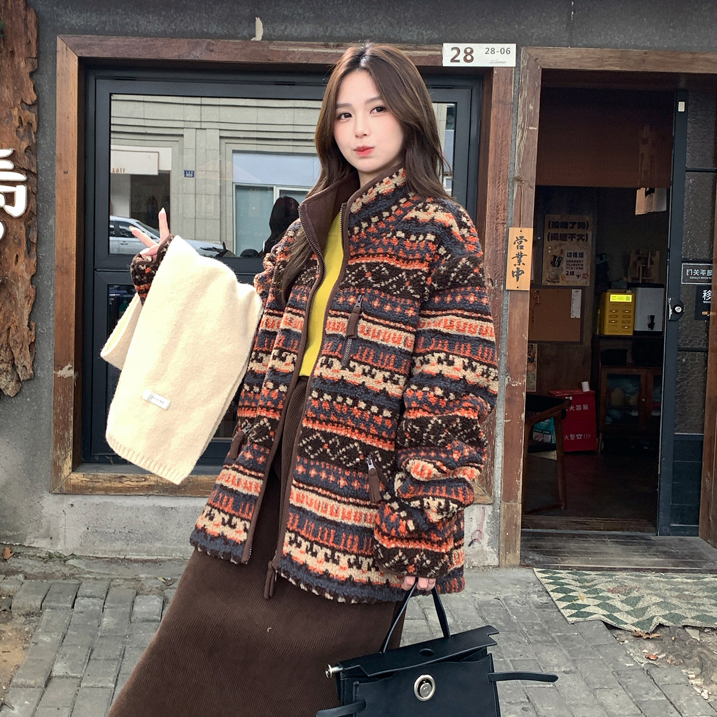 新品现货民族风加绒羊羔毛外套2C139-823-P175-K288，女装毛呢外套，2C139