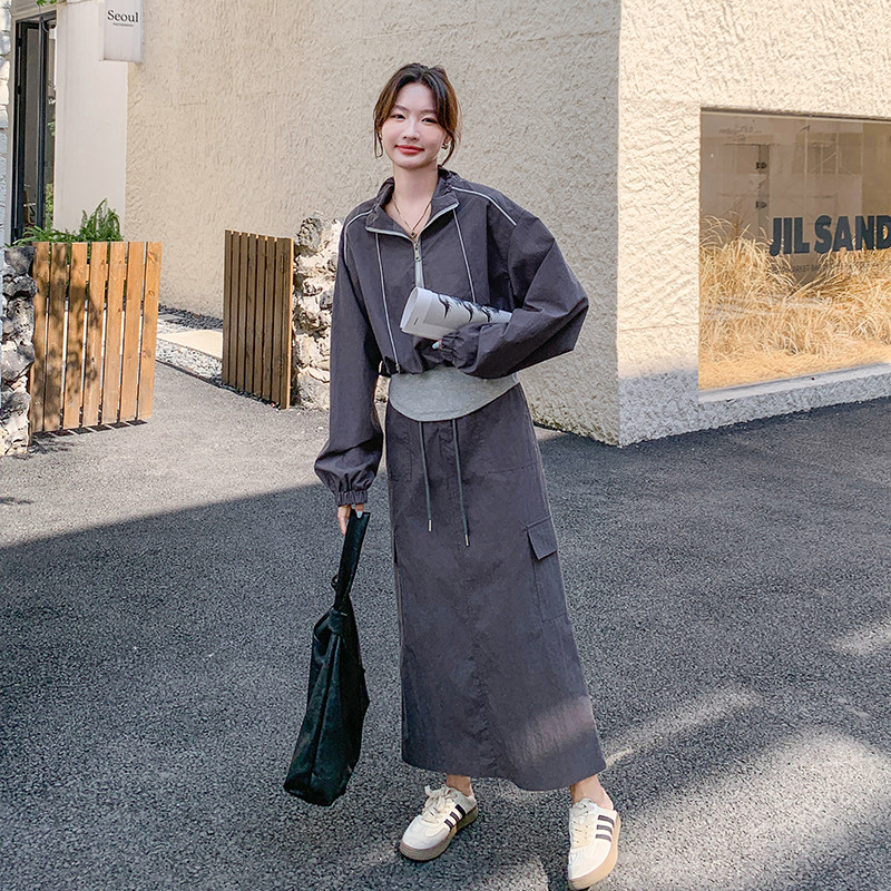 韩系氛围感冲锋衣工装套装女秋2025新款两件套chic减龄休闲半身裙,女装套装/套裙,2C203