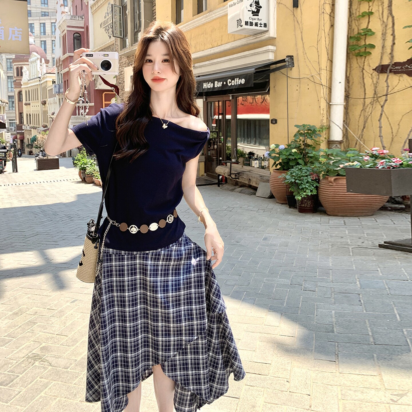 藏青色露肩T恤格子半身裙套装女夏2025新款御姐爆款流行两件套潮图片