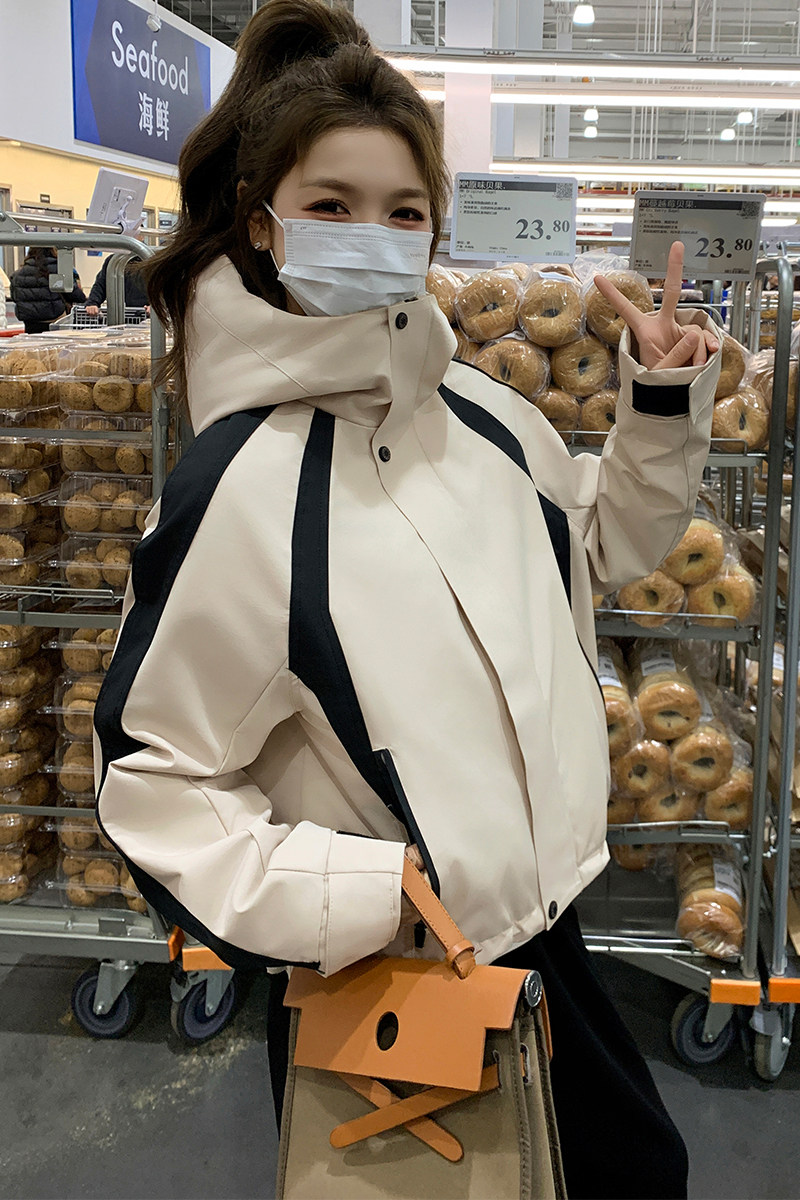 2025新款撞色户外冲锋衣90白鸭绒羽绒服,女装羽绒服,1D066-1