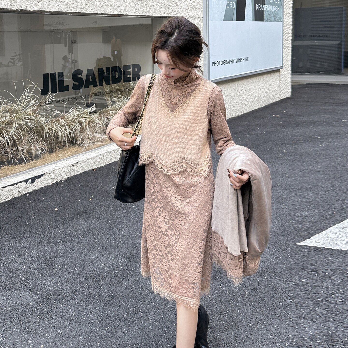 法式蕾丝马甲连衣裙两件套女春秋2025新款小个子甜美独特漂亮超火,女装连衣裙,2C013
