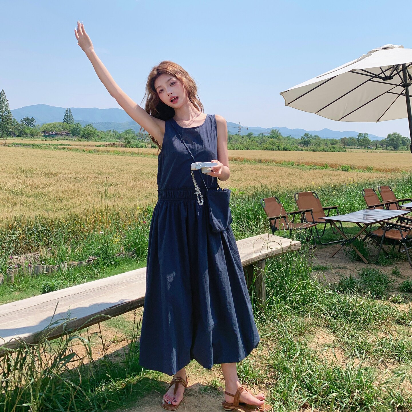 高级感藏青色无袖连衣裙女夏2025新款超火设计感绝美气质长裙流行,女装连衣裙,2C109