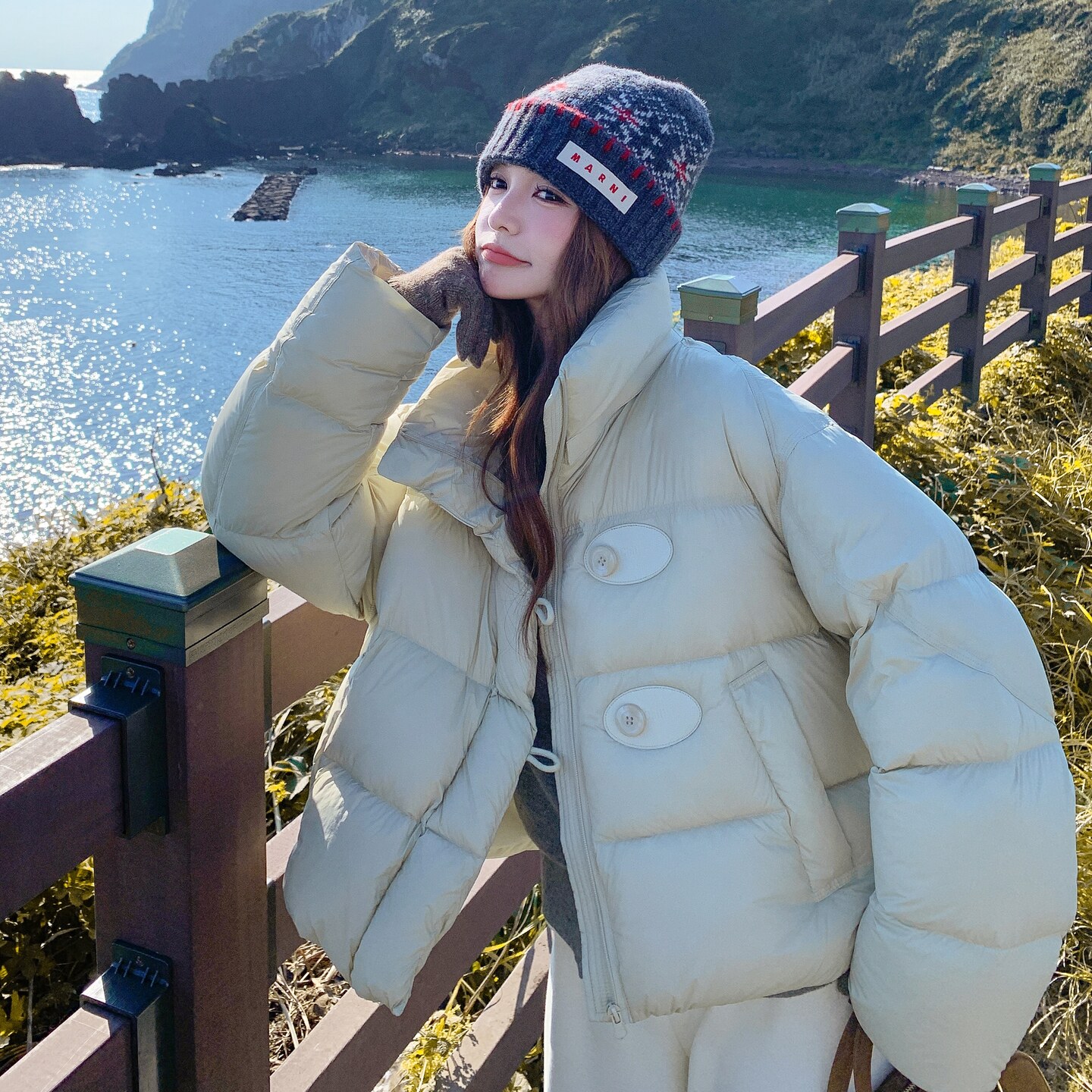 韩系米白色短款羽绒服外套女入冬2025新款小个子白鸭绒保暖面包服,女装羽绒服,2C259