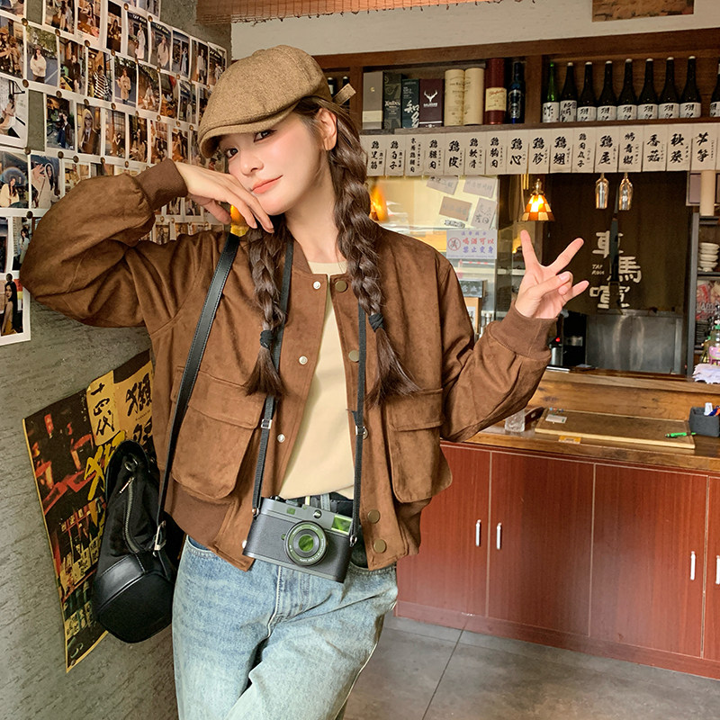 美拉德麂皮绒咖色工装上衣女春季新款美式复古设计感短款夹克外套,女装短外套,2C025