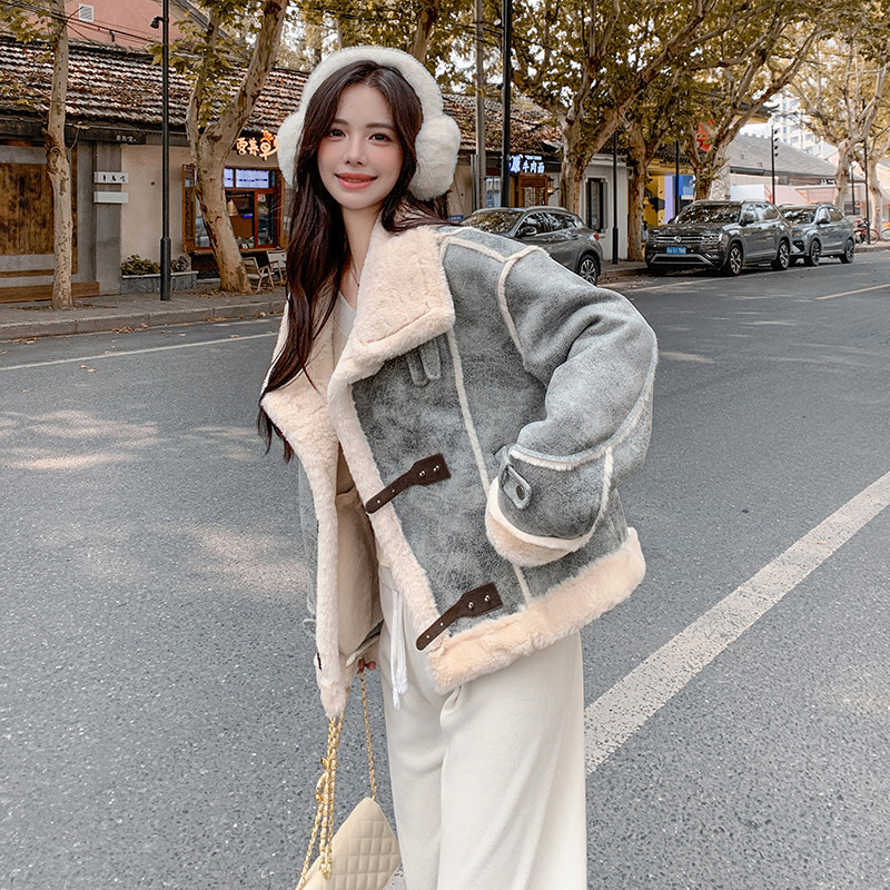 韩版洋气短款保暖皮毛一体棉服女2025年冬季新款显瘦加厚立领外套,女装棉衣/棉服,2C057
