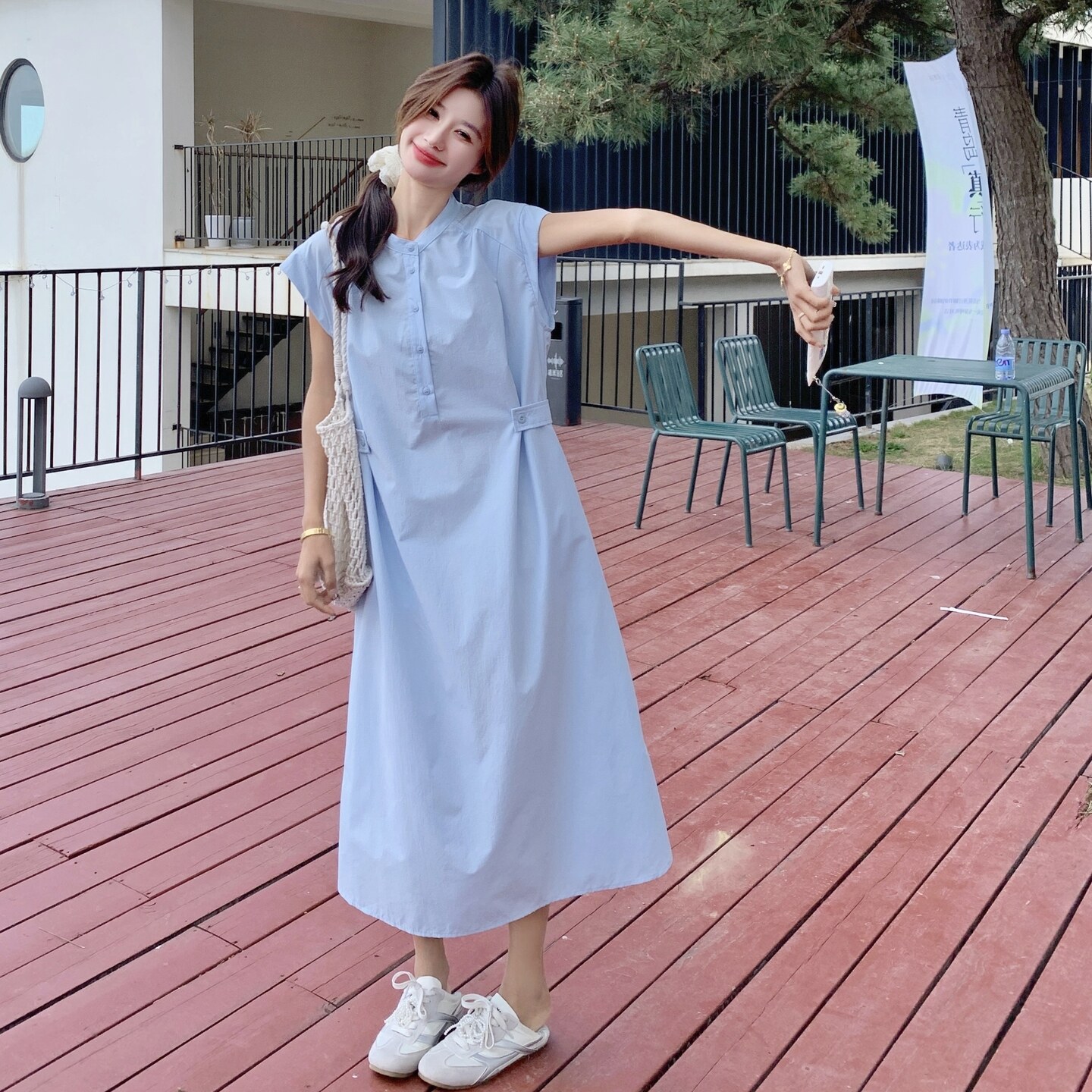 天蓝色设计感衬衫连衣裙女夏2025新款韩系气质减龄中长款收腰长裙图片