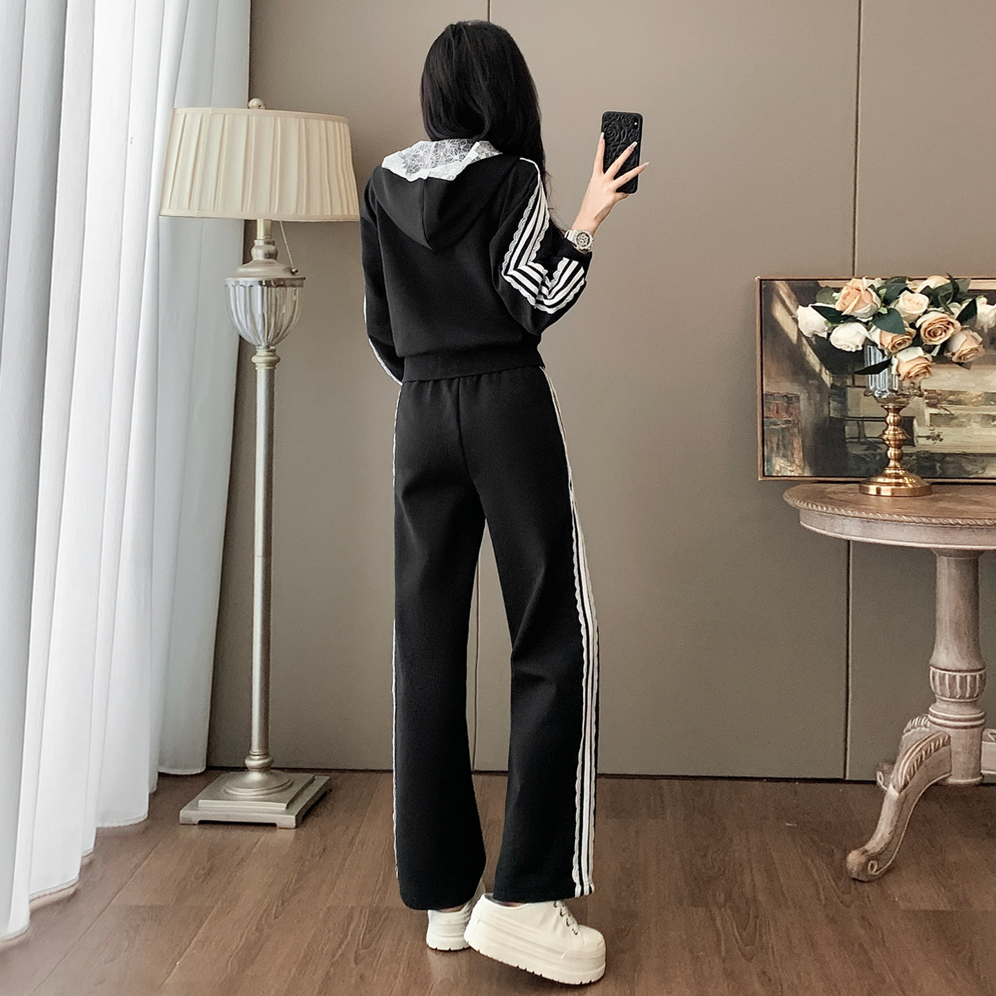 盐系高级感休闲运动套装女秋蕾丝连帽开衫卫衣高腰阔腿长裤两件套,女装套装/套裙,2C310
