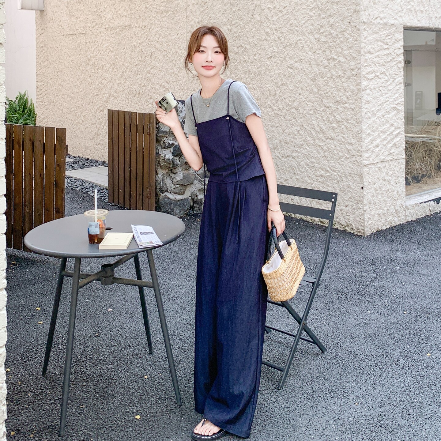 韩系休闲穿搭三件套女士2025夏季新款圆领短袖显瘦吊带阔腿裤套装图片