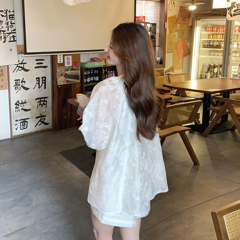 薄款立体花朵防晒白色短裤套装女夏2025新款小个子两件套独特绝美,女装套装/套裙,2C166