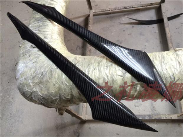 Suitable for Mazda 2 carbon fiber lamp eyebrow modification Mazda 2 carbon fiber headlight lamp eyebrow decoration patch