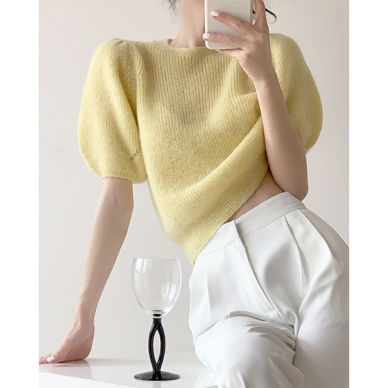 HICECI goose yellow horse fur blouses spring new bubble sleeve law style cute round-collar-knitted sweatshirt femininity