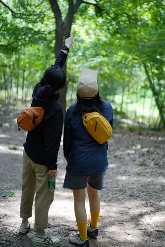 Это так удобно выйти, чтобы запомнить этот ~ нейтральный ветер ~ Легкий вес можно установить ~ Японский твердый цвет может быть сопоставлен с самими мужчинами и женщинами моделей