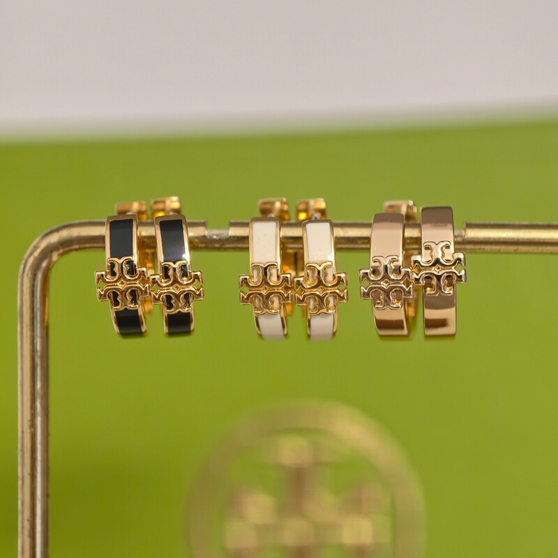 Imported Tom Ford Narrow Frame Enamel Hoop Earrings, Simple, High-End, Light Luxury, French Style, Unique Earrings for Women Tb Imported Tom Ford Narrow Frame Enamel Hoop Earrings, Simple, High-End, Light Luxury, French Style, Unique Earrings for Women Tb