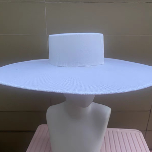 53cm Large Hat! Flat-Top Top Hat for Wedding Photography, Stage Performance, Black and White Styling, Runway Show, Wire Hat Base